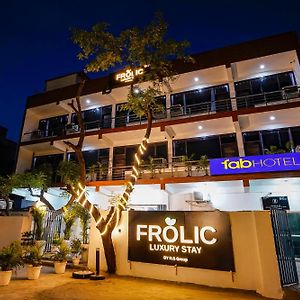 Fabhotel Frolic Luxury Stay